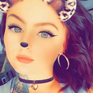 Meet your Posher, Annie